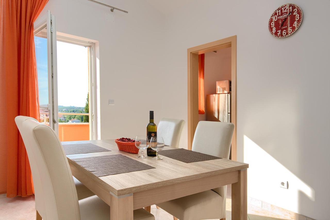 Apartments Orange Медулин Экстерьер фото